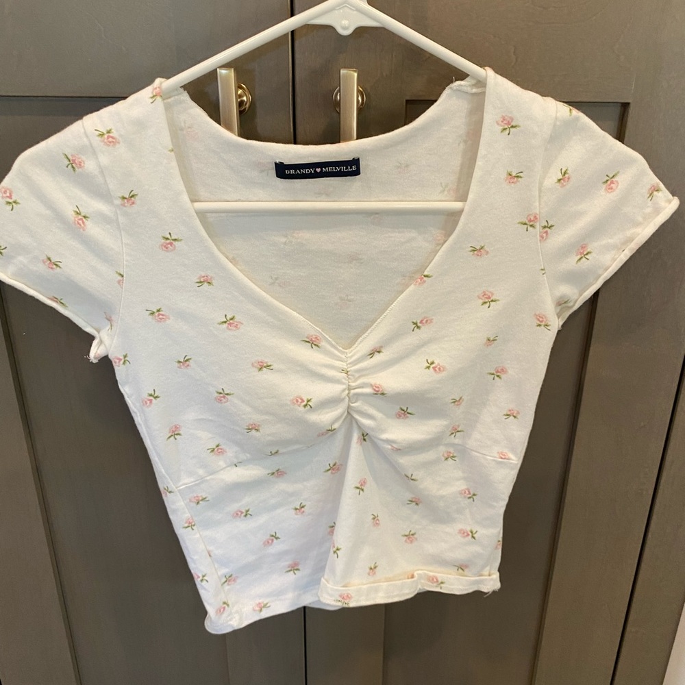 Brandy Melville cropped top